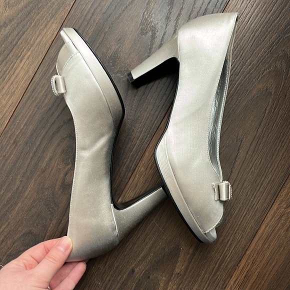 Linea Comoda Soraya Italian Leather heels - Picture 12 of 13